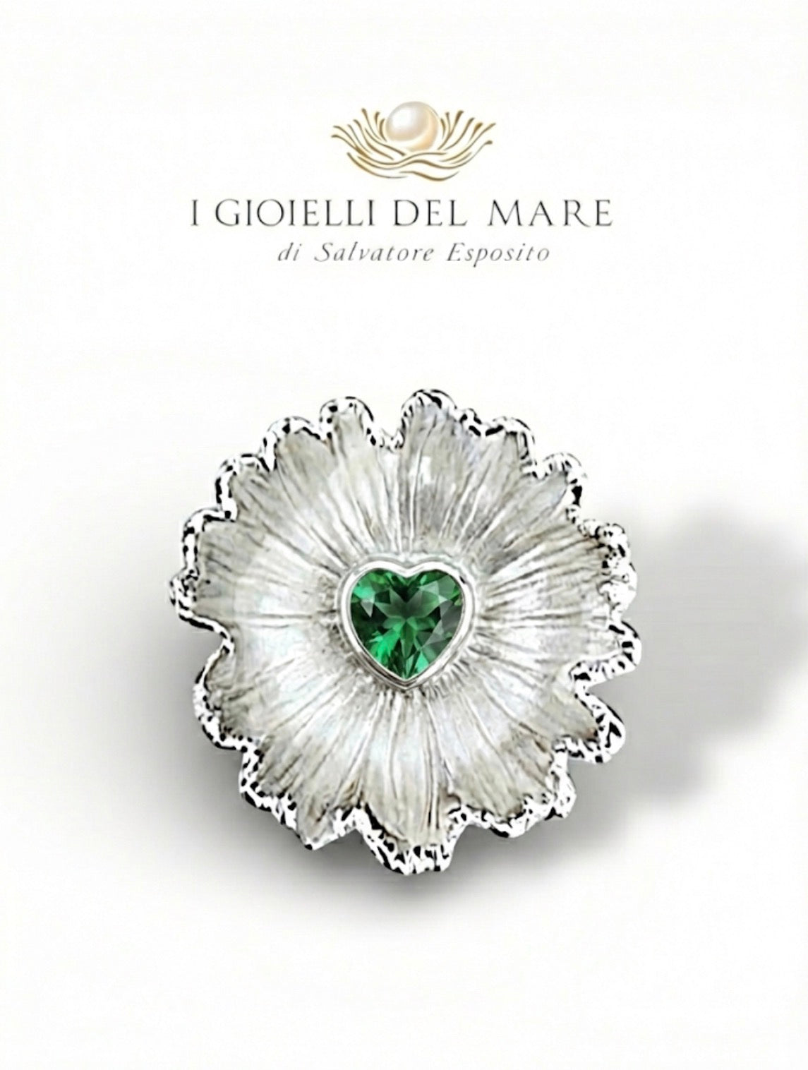 Ciondolo margherita naturale in argento con cuore Topazio