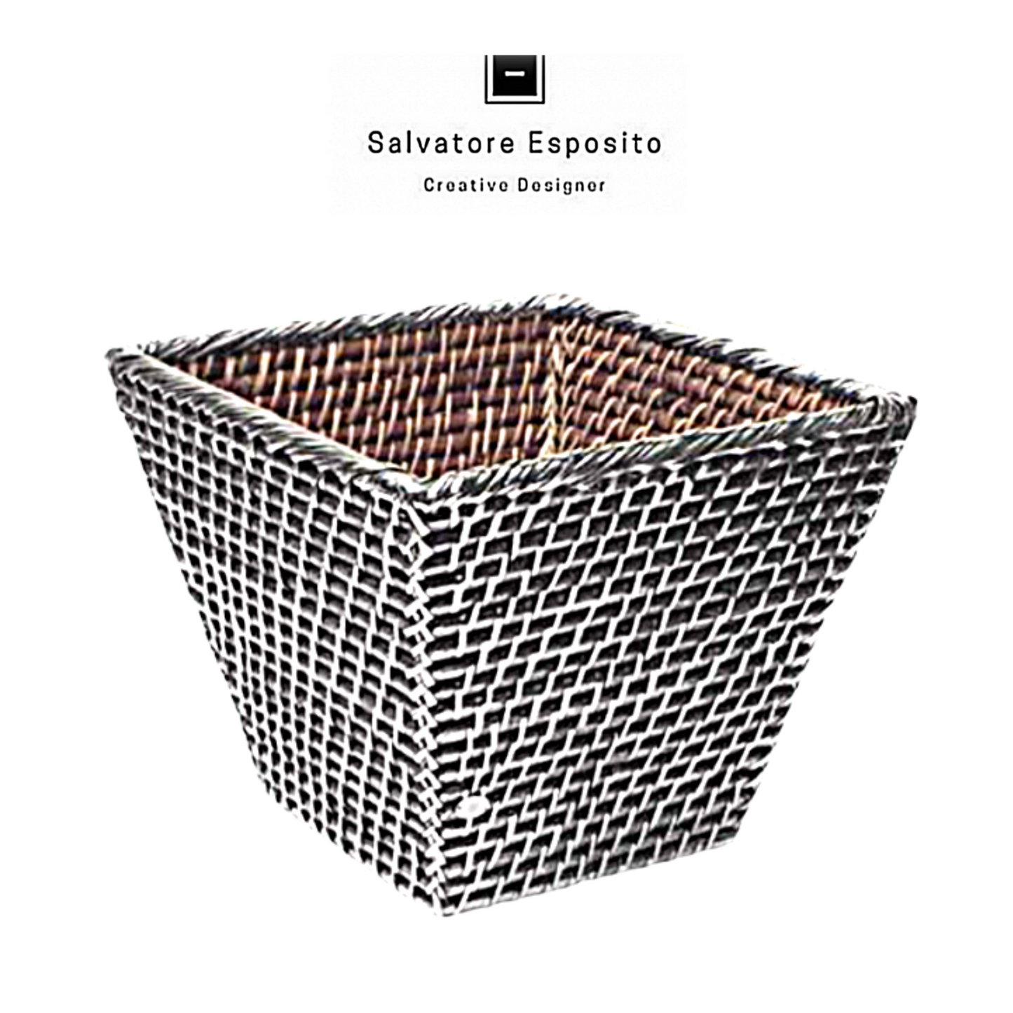 Cod.82299 Vaso in rattan naturale rivestito in argento