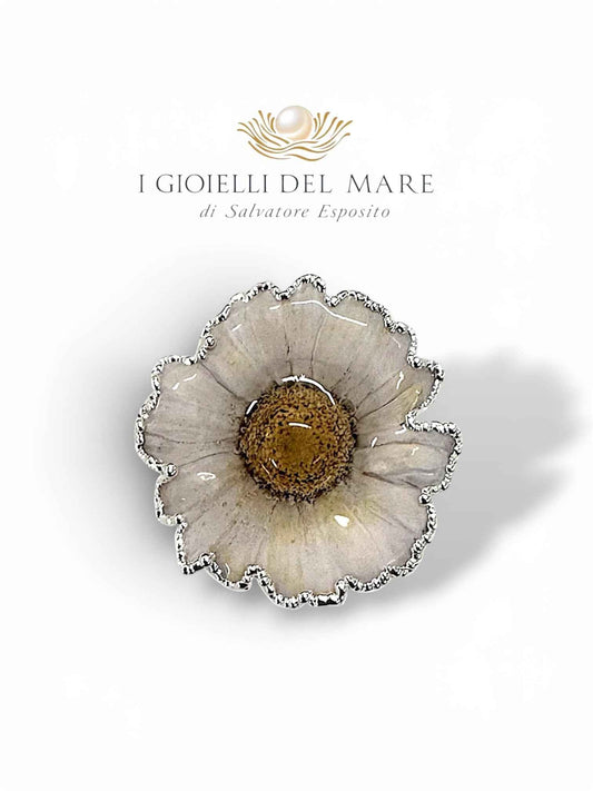 Gioielli con fiori naturali: come vengono realizzati artigianale in argento - I Gioielli del Mare