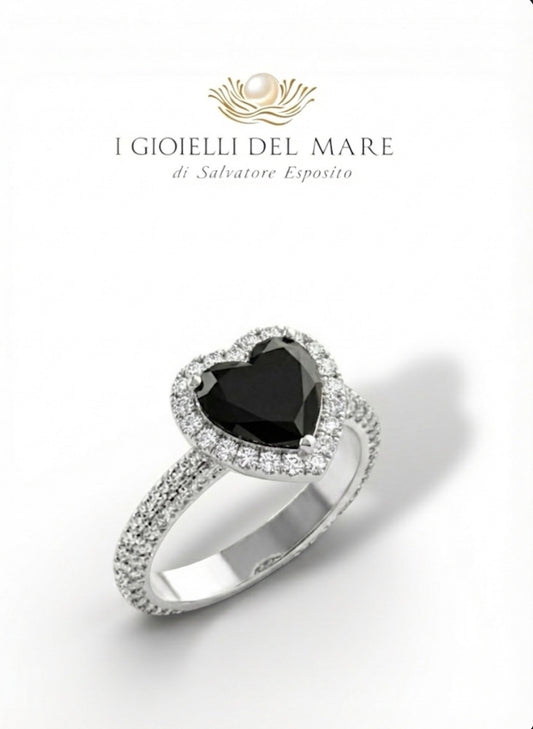 Anello in oro bianco con brillantini e diamante nero taglio cuore (Info su richiesta)