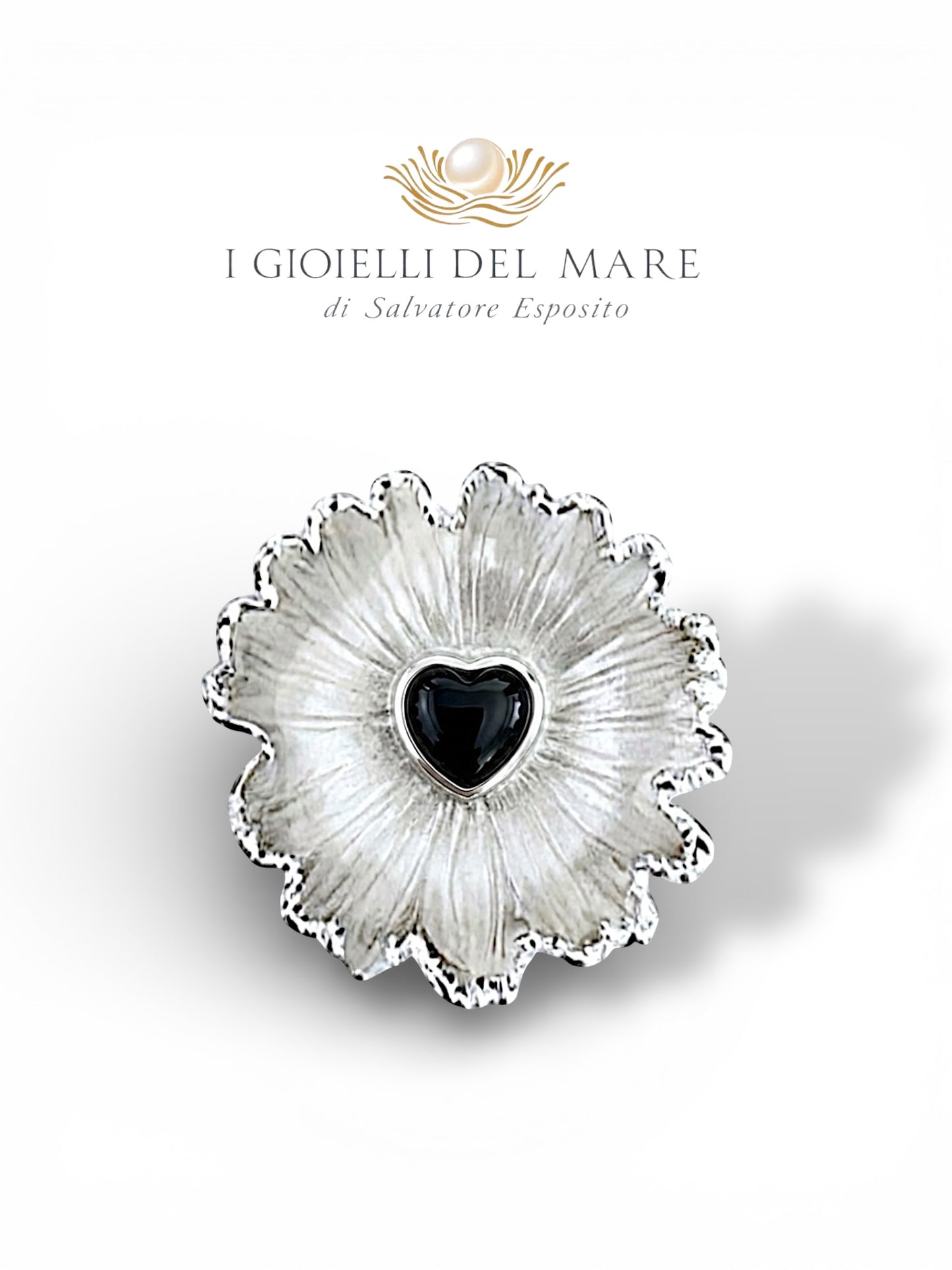 Ciondolo margherita naturale in argento con cuore in onice