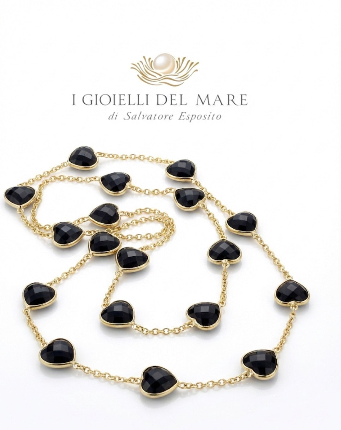 Catena in oro con cuori in onice (Info su richiesta )