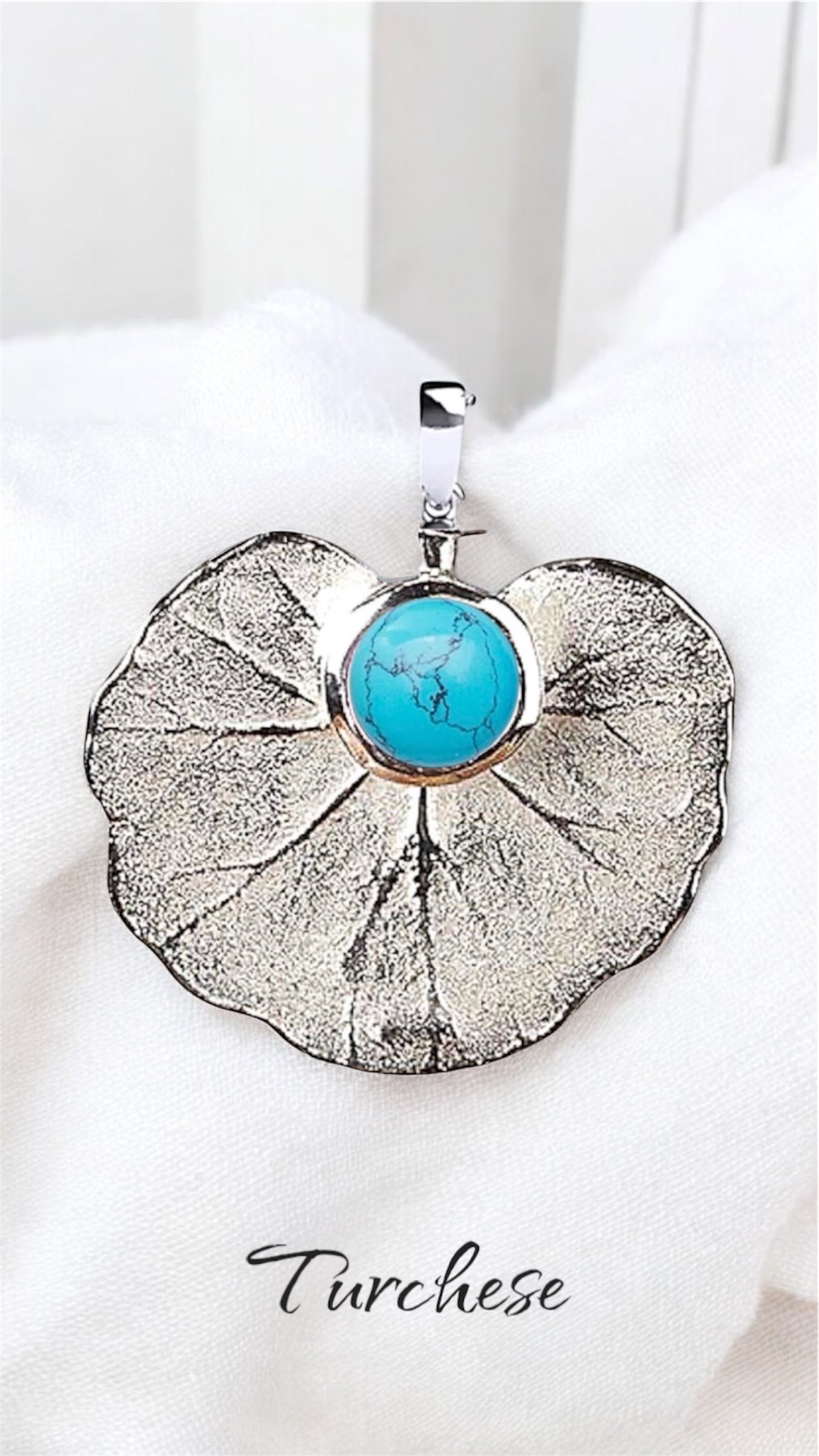 Cod.Ger1 Ciondolo foglia geranio naturale in argento