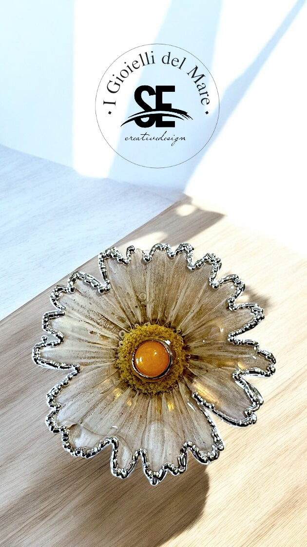 Ciondolo Margherita naturale