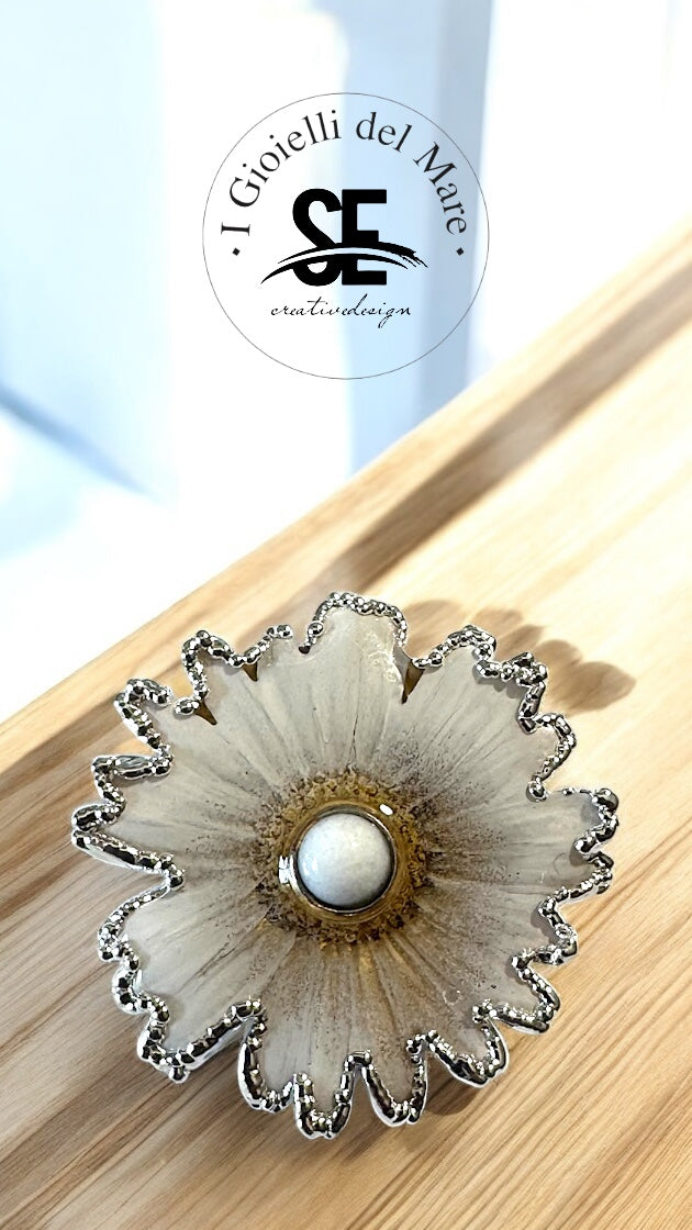 Ciondolo Margherita naturale