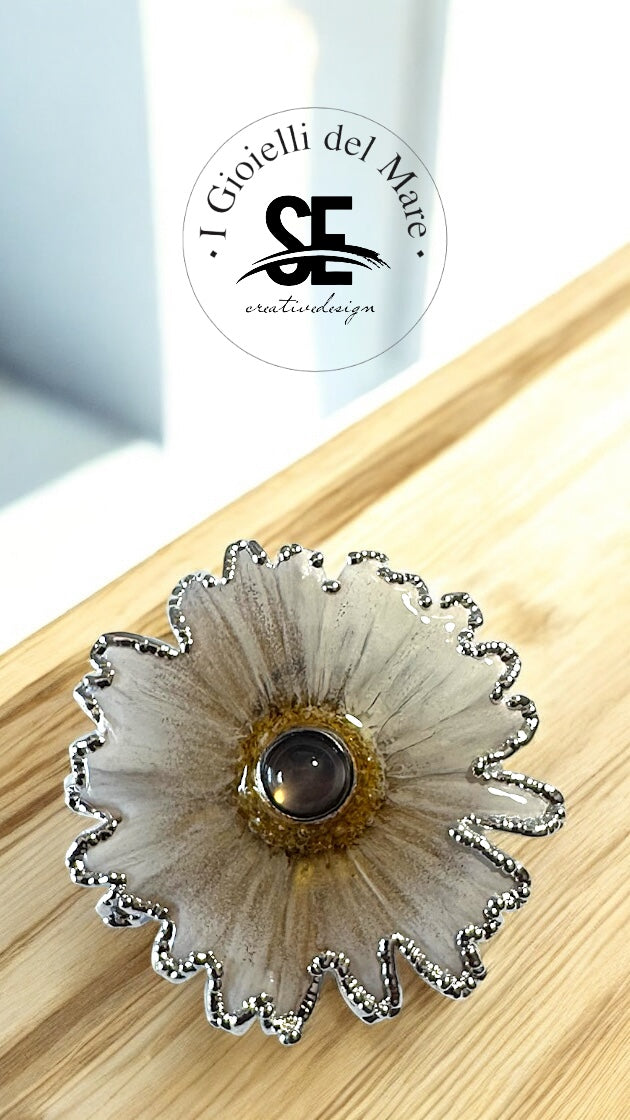 Ciondolo Margherita naturale