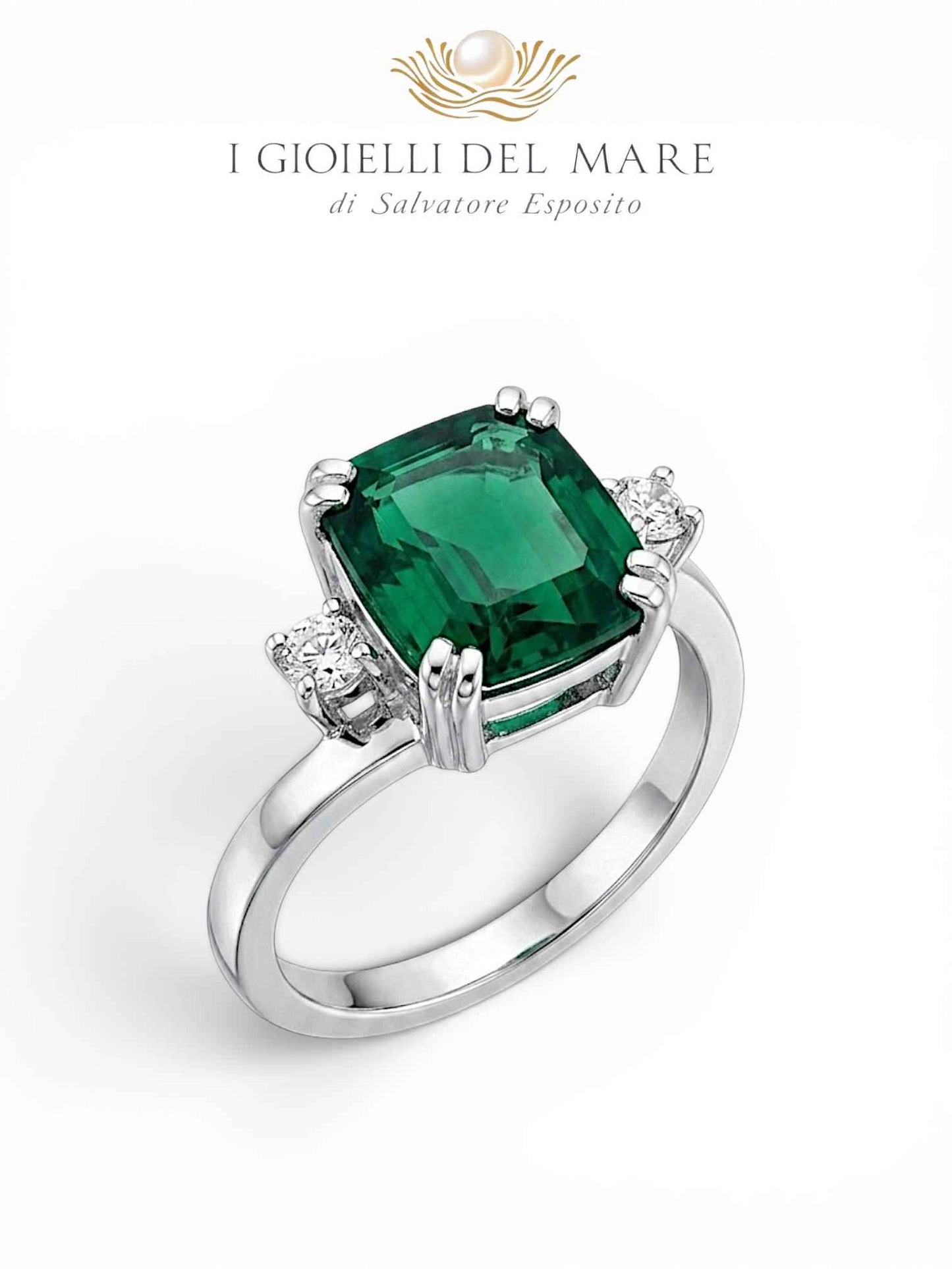 Anello quarzo verde e zaffiri bianchi in argento