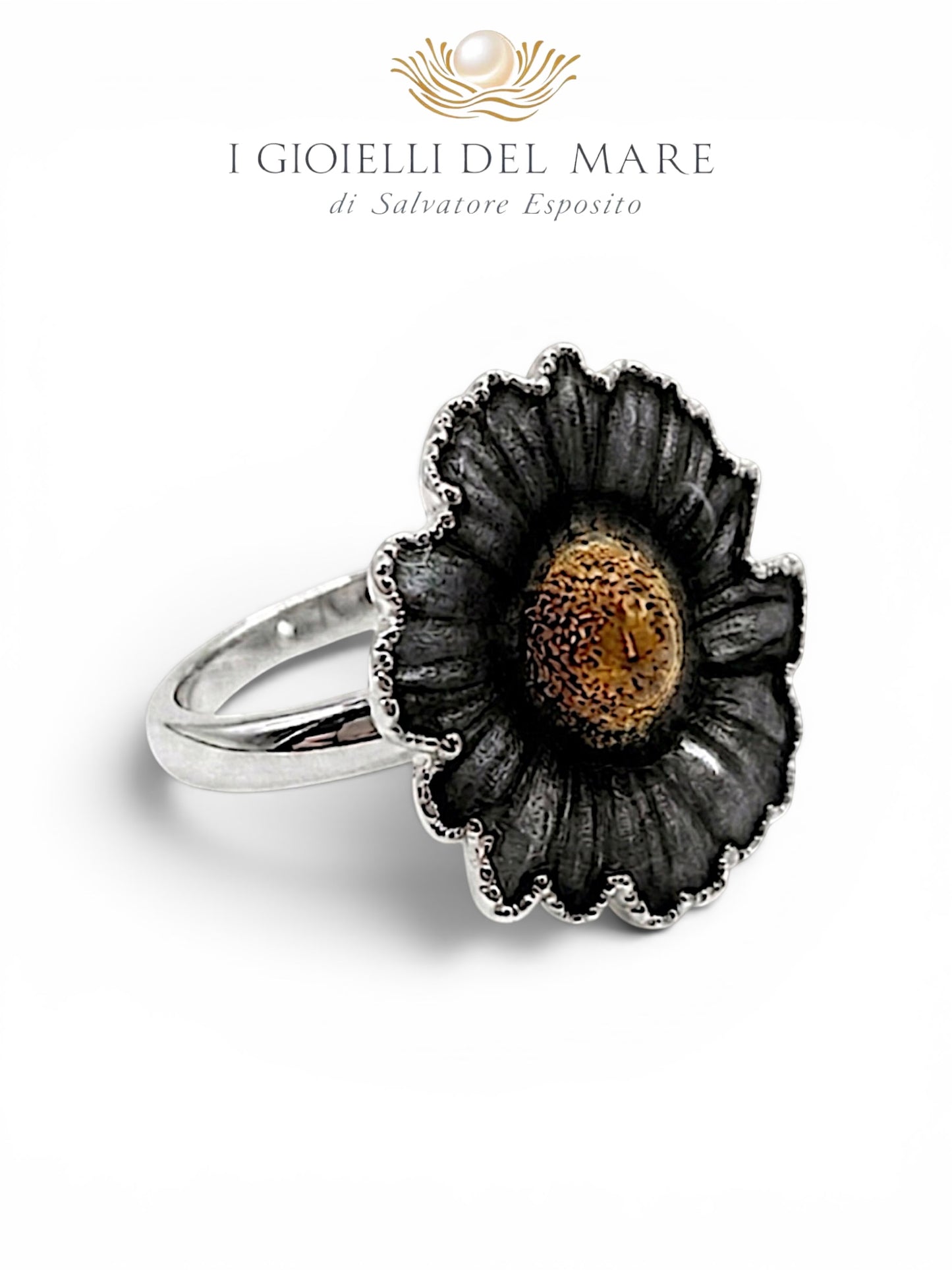 Anello Margherita colore nero naturale  nera in argento 