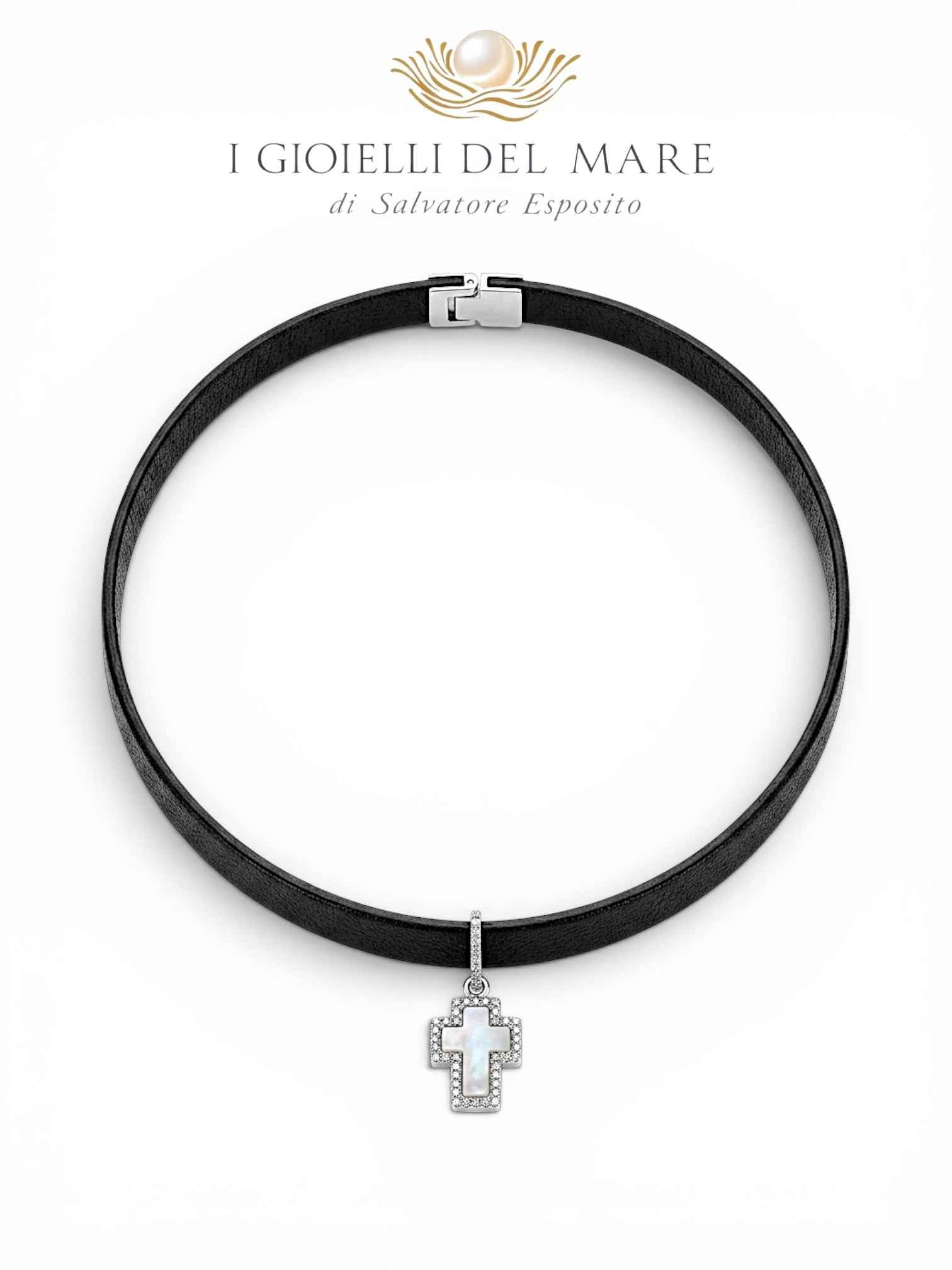 Collier croce in madreperla e zaffiri bianchi montata in argento, pendente 2x2cm, artigianato marino italiano