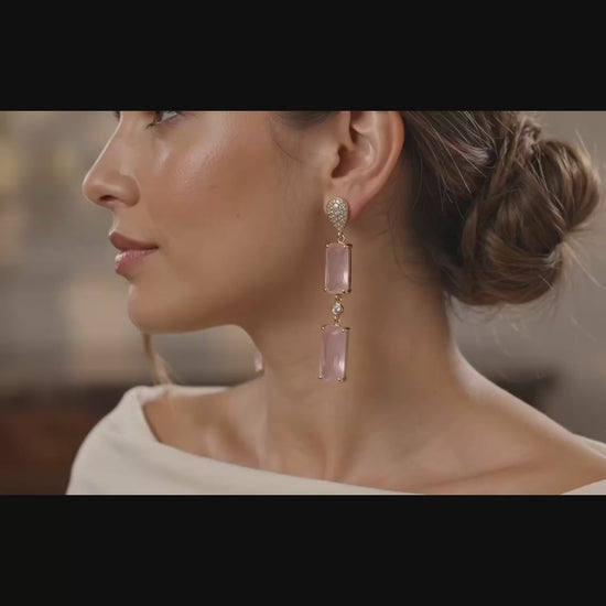 Orecchini Rose di Francia in argento dorato indossati – gioielli artigianali italiani